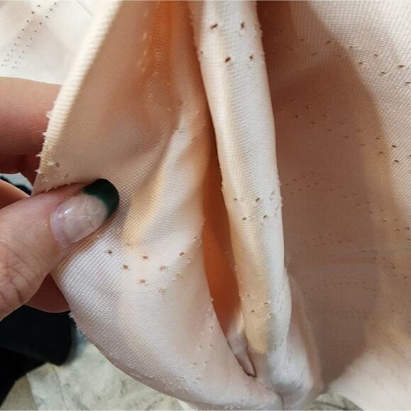 ALEXIS MED PLEATED PINHOLE BLUSH PEPLUM DRESS - Picture 4 of 9